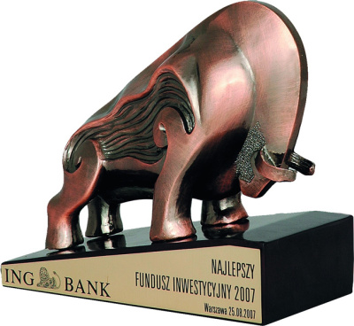 Фигурка литая Бык RTY3744 10,5см